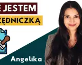 Angelika, która zajmuje się administracją studia, prezentuje dokument z pieczęcią i zaznaczonym polem.